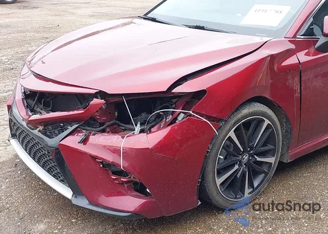 2018 Toyota Camry Xse z USA, uszkodzony, nr VIN 4T1B61HK7JU513657